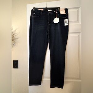 💙 Women's Curve Appeal Jeans